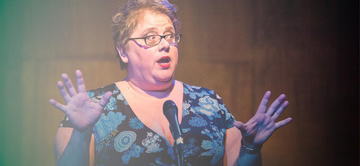 Billede af vært Cameryn Moore